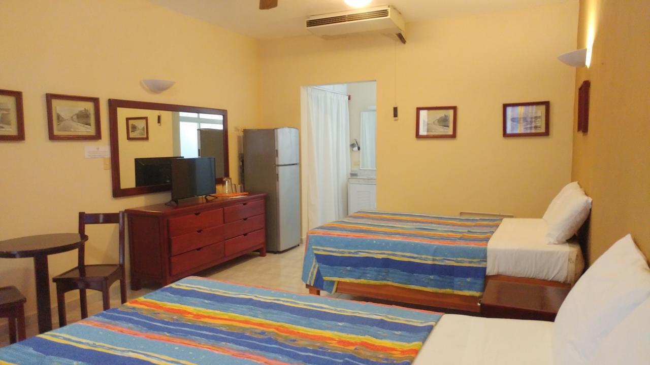 Sun Suites コスメル エクステリア 写真